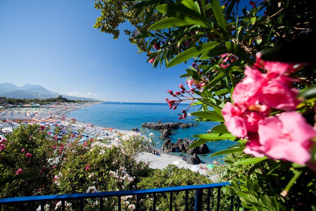 Grand Hotel De Rose Scalea Luaran gambar